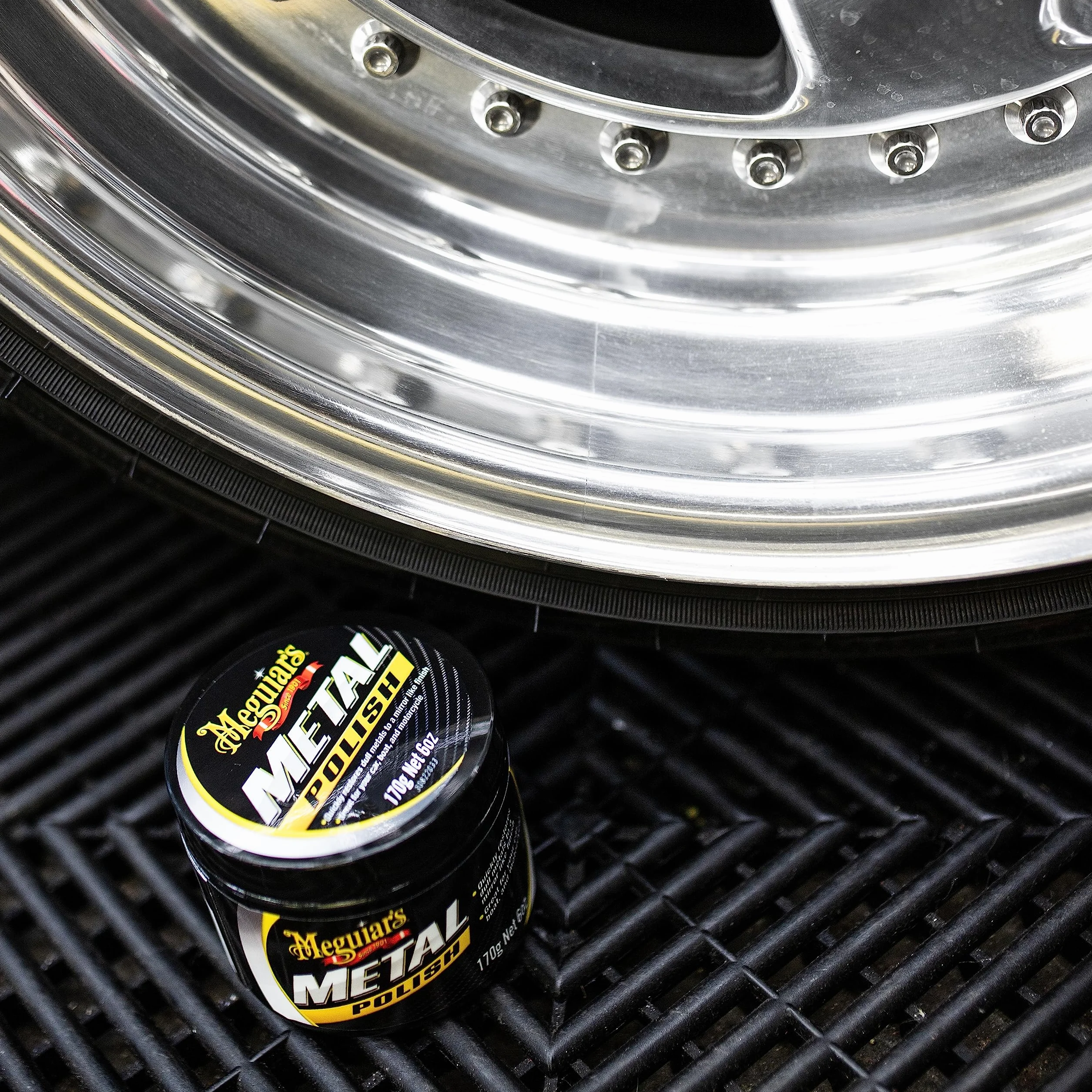 Meguiar's G211606EU Polish170 g, polerowanie metali odpowiednie dla aluminium (polerowane, odlewane i surowe), chromu, stali nierdzewnej, mosiądzu, miedzi, srebra i innych komponentów